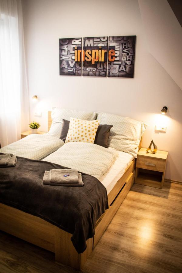 Loli Apartman Мишкольц Экстерьер фото